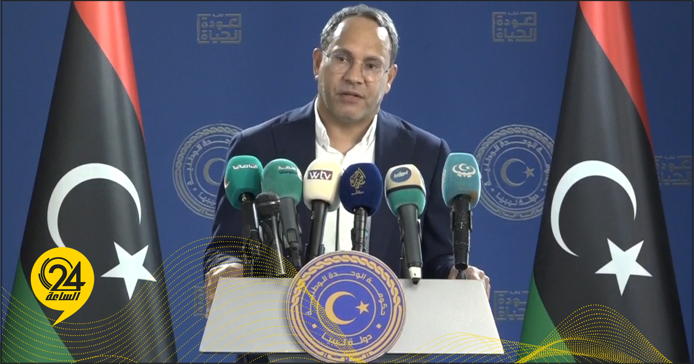 عادل جمعة