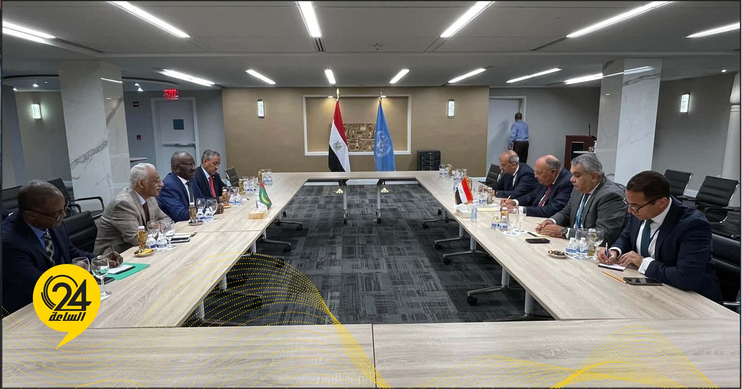 الخارجية المصرية: شكري بحث مع نظيره الموريتاني تطورات الوضع في ليبيا