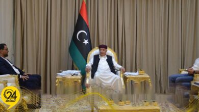 عقيلة يبحث مع حماد والعريبي آليات دعم المدن المنكوبة